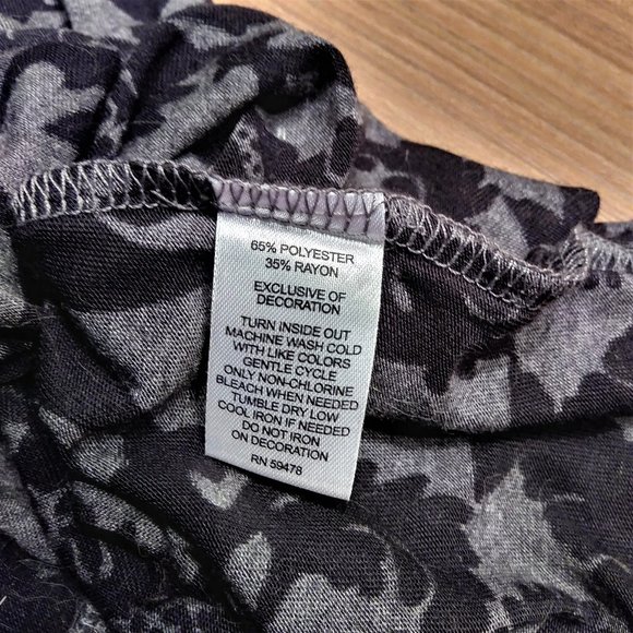 CYNTHIA ROWLEY BEADED BLOUSE 3/4 SLEEVE V-NECK - Picture 8 of 8